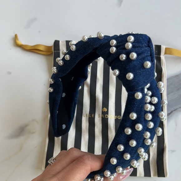 Lele Sadoughi Headband - Picture 2 of 2